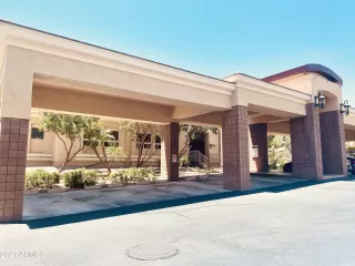 Photo #2: 6249835 Listing