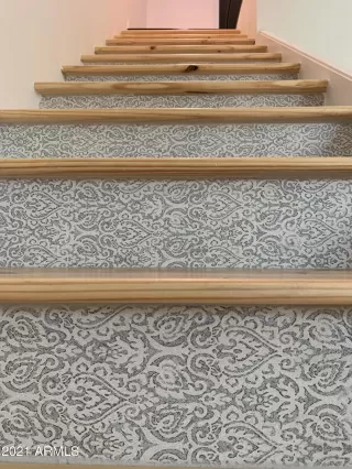 Photo #5: 6249840 Listing 