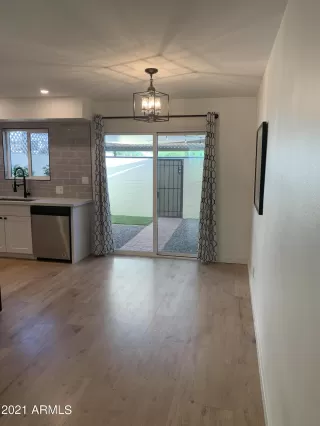 Photo #6: 6249840 Listing 