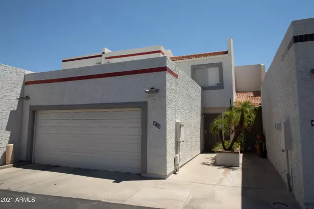 MLS: 6249844 Condo For Sale