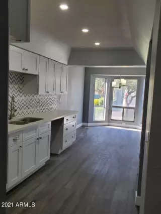 Photo #3: 6249884 Listing