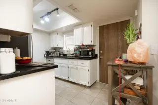 Photo #2: 6249935 Listing