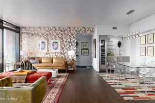 Photo #2: 6249947 Listing