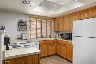 Photo #4: 6250131 Listing 