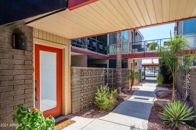 MLS: 6250303 Condo For Sale