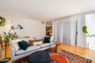 Photo #4: 6250303 Listing