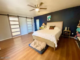 Photo #5: 6250316 Listing