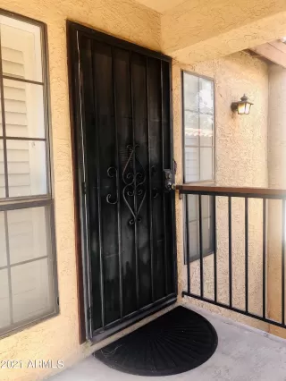 Photo #5: 6250457 Listing