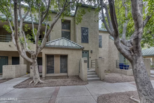 MLS: 6250518 Condo For Sale