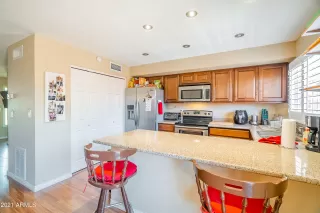 Photo #2: 6250599 Listing