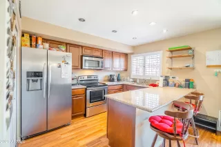 Photo #3: 6250599 Listing