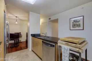 Photo #4: 6250749 Listing