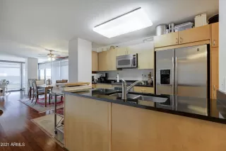 Photo #6: 6250749 Listing