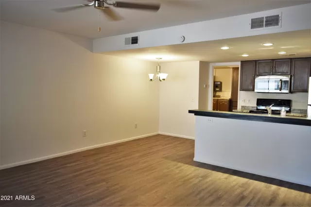 MLS: 6250934 Condo For Sale