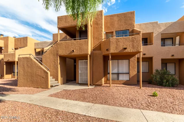 MLS: 6251019 Condo For Sale