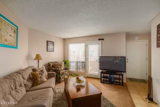 Photo #2: 6251019 Listing 