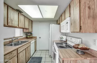 Photo #3: 6251185 Listing 