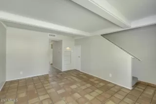 Photo #5: 6251199 Listing