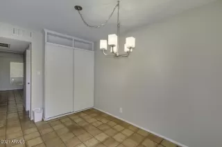 Photo #6: 6251199 Listing