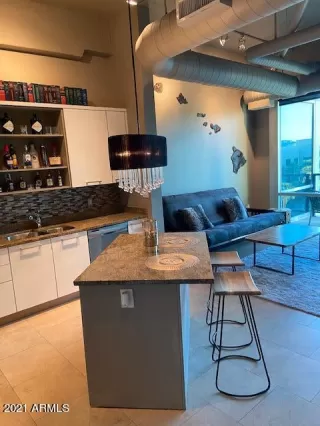 Photo #2: 6251272 Listing 