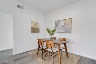 Photo #3: 6251314 Listing