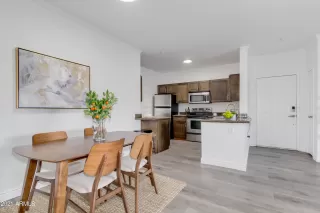 Photo #4: 6251314 Listing