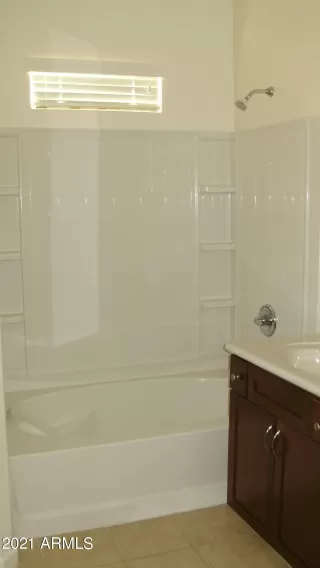 Photo #3: 6251346 Listing 