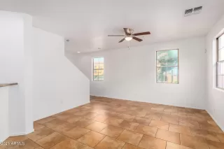 Photo #3: 6251354 Listing