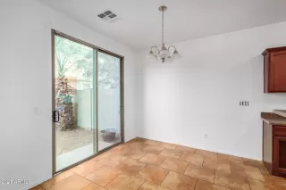 Photo #4: 6251354 Listing