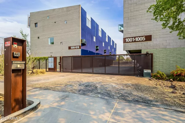 MLS: 6251464 Condo For Sale