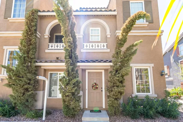 MLS: 6251496 Condo For Sale