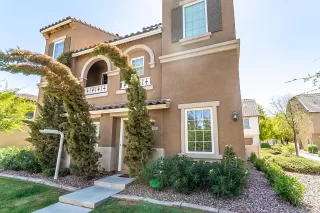 Photo #4: 6251496 Listing