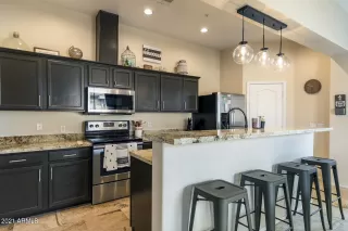 Photo #6: 6251722 Listing