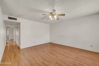 Photo #2: 6251741 Listing