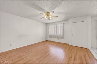 Photo #3: 6251741 Listing