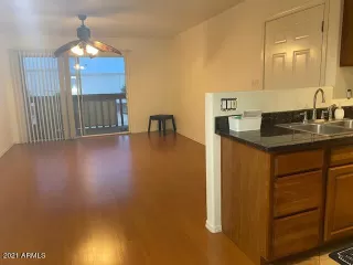 Photo #4: 6251773 Listing