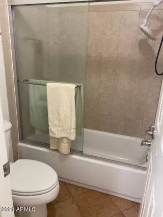 Photo #6: 6251773 Listing