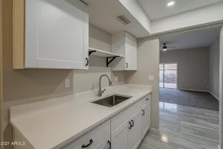 Photo #6: 6251837 Listing