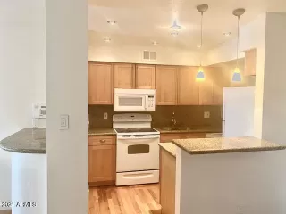 Photo #2: 6251845 Listing