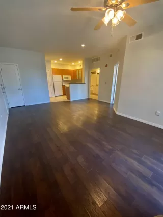 Photo #3: 6251861 Listing