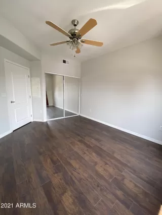 Photo #4: 6251861 Listing