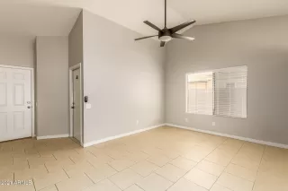 Photo #2: 6251885 Listing