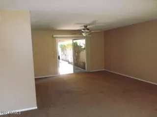 Photo #4: 6252043 Listing