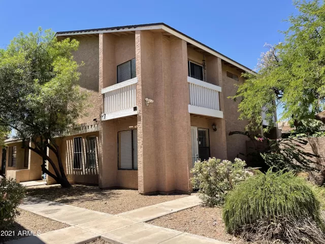 MLS: 6252063 Condo For Sale