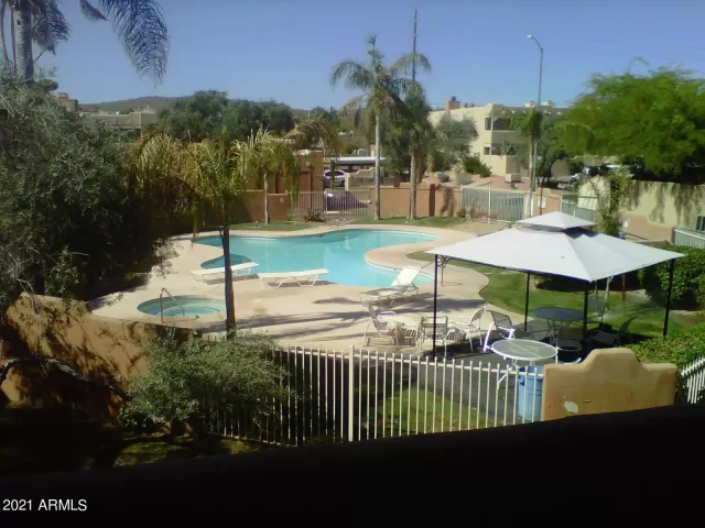 MLS: 6252091 Condo For Sale