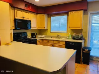 Photo #5: 6252091 Listing