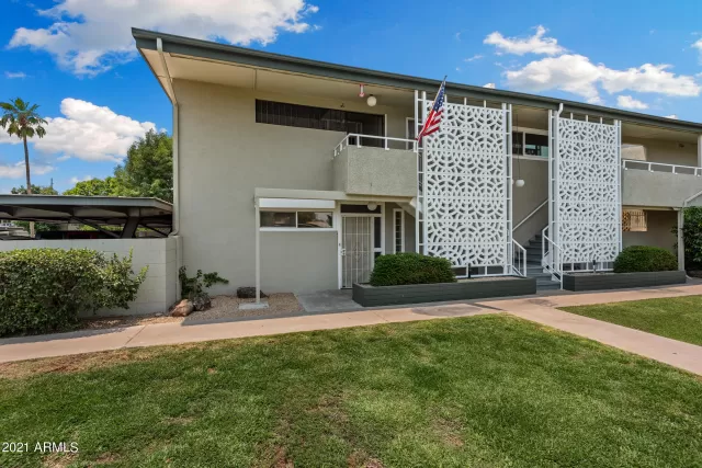 MLS: 6252100 Condo For Sale