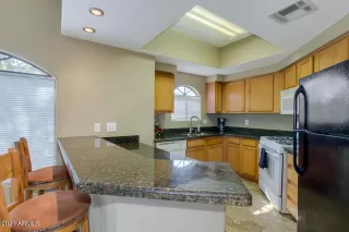 Photo #6: 6252164 Listing