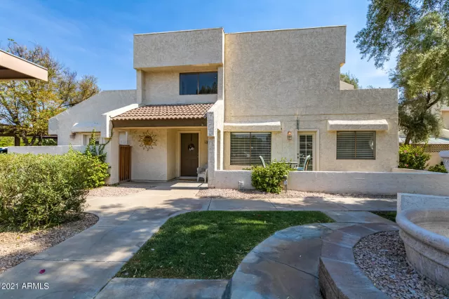 MLS: 6252250 Condo For Sale