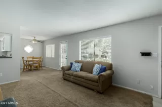 Photo #4: 6252250 Listing